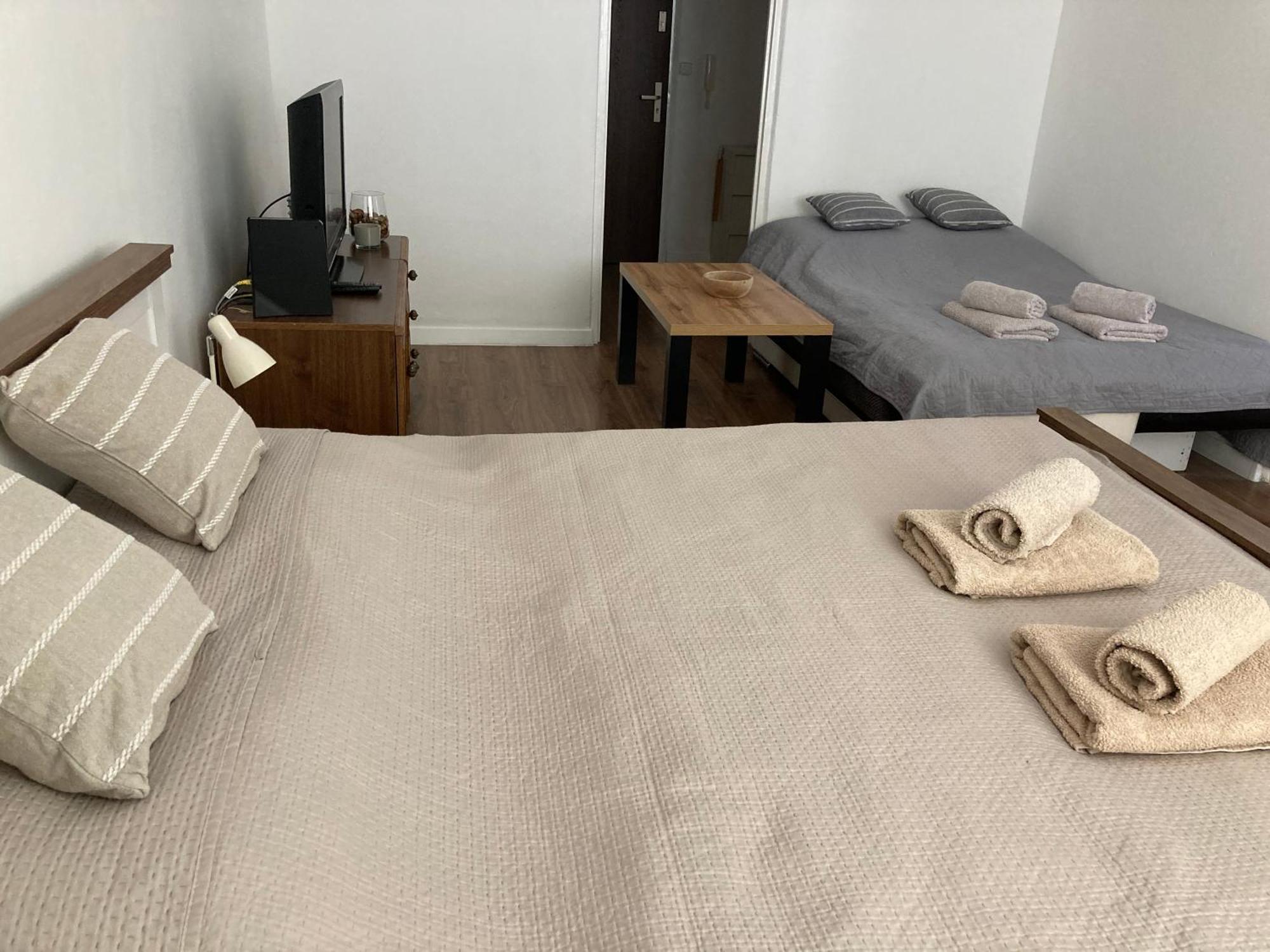 Utulny Apartman Blizko Centra Михаловце Экстерьер фото
